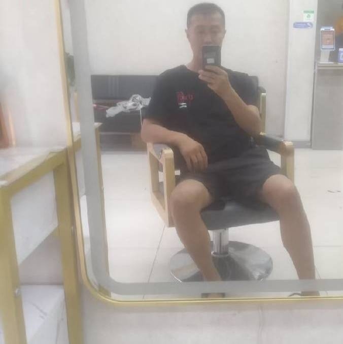 闫杰的第一张照片--浙江王婆说媒