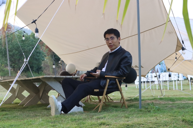 小俊的第一张照片--浙江王婆说媒